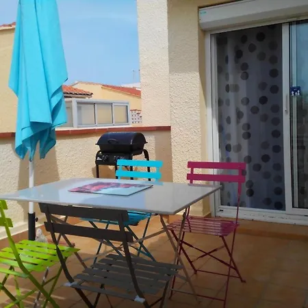 T2 Avec Terrasse, Parking, Proche Et Commerces - - Fr-1-782-40 Le Barcares